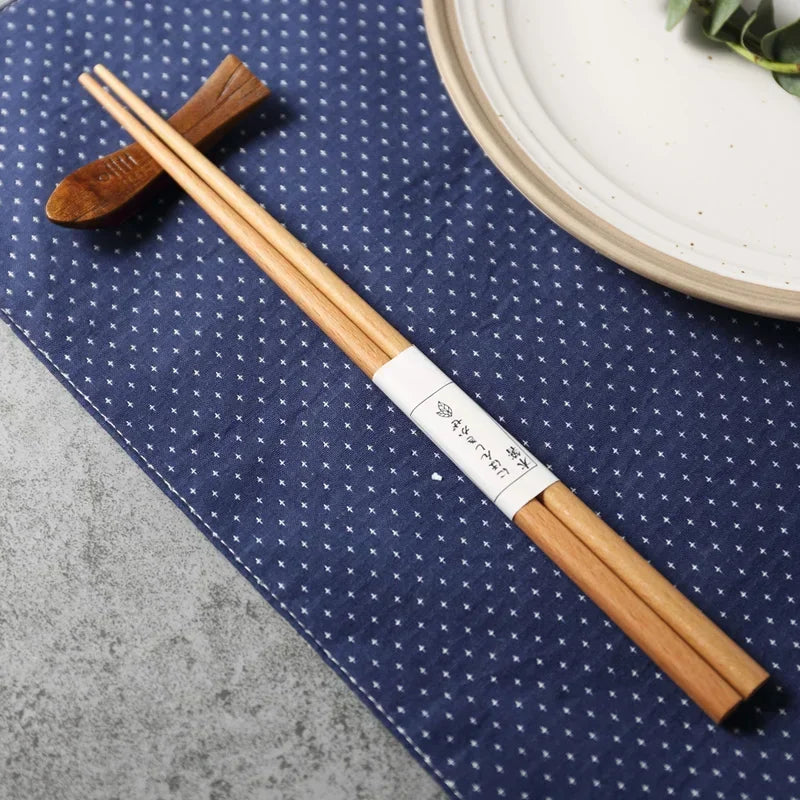 4Pcs Wooden Spoon & Chopsticks Set – Japanese Style Beech Wood Dinnerware, Long Soup Spoon & Reusable Sushi Chopsticks